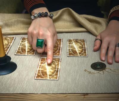 Hogyan értelmezzük a Tarot lapjait?